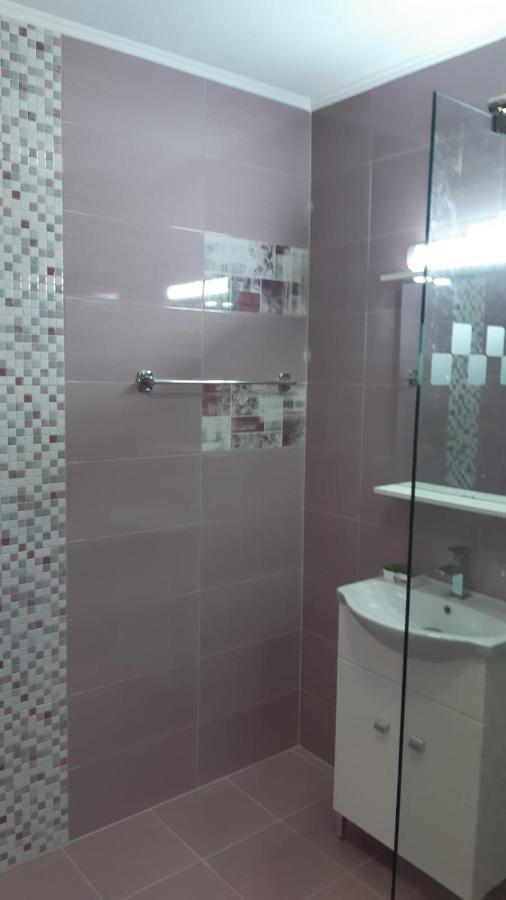 Calypso Rooms Făgăraş Exteriör bild